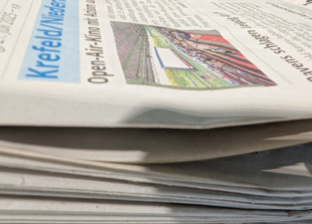 Eine seitliche Nahaufnahme einer Meldung aus Krefeld.